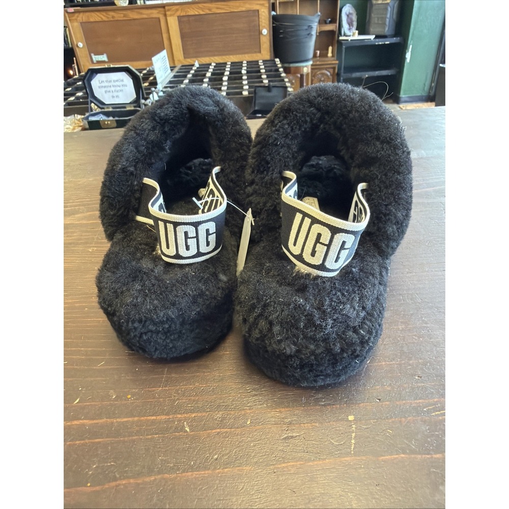 UGG Fluff Yeah Women's Black Slip-On Slide Shearling Fur Logo Strap 9 - Picture 2 of 5